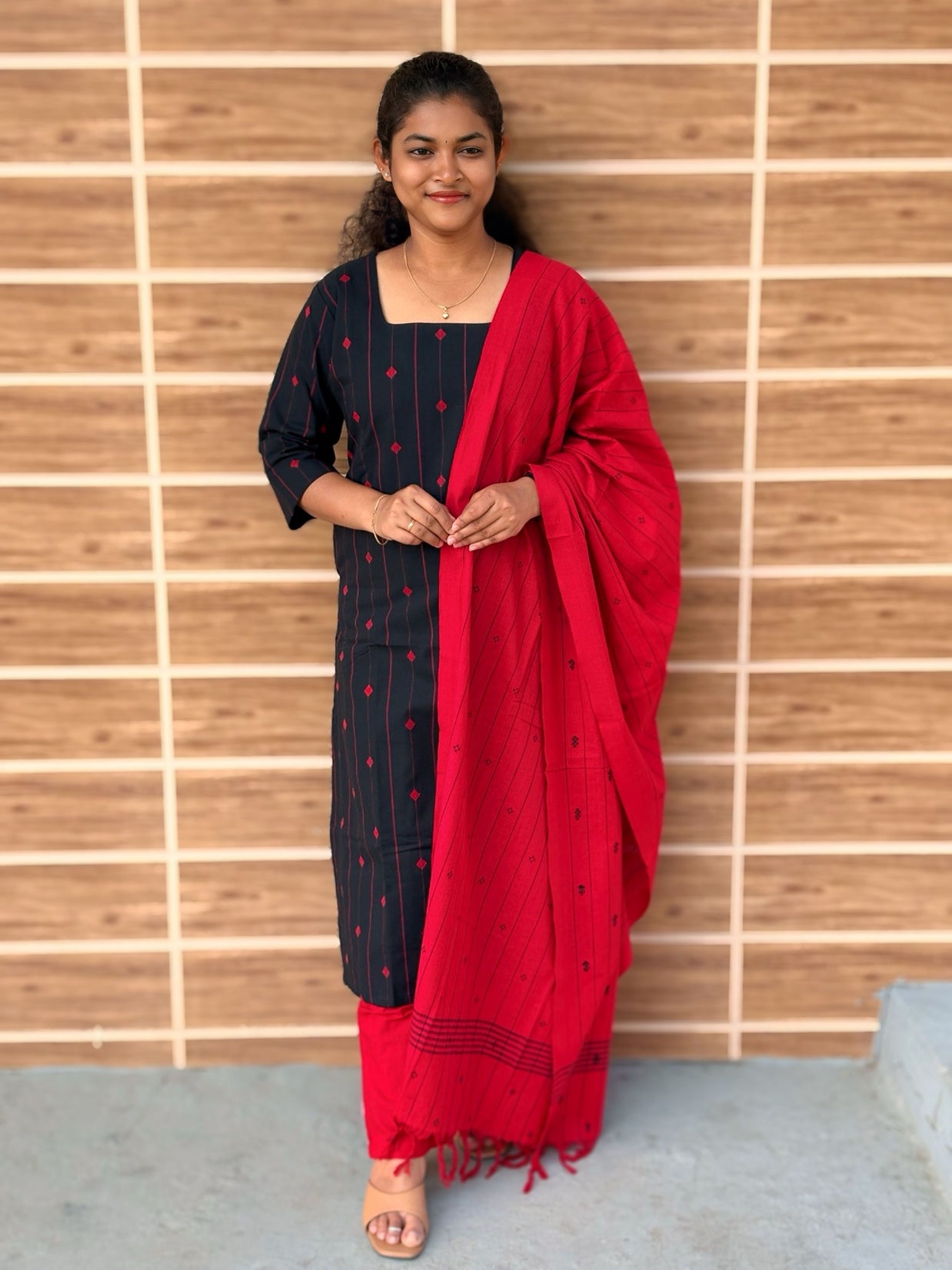 Kaarigai Salwar Suit - KRI 1193